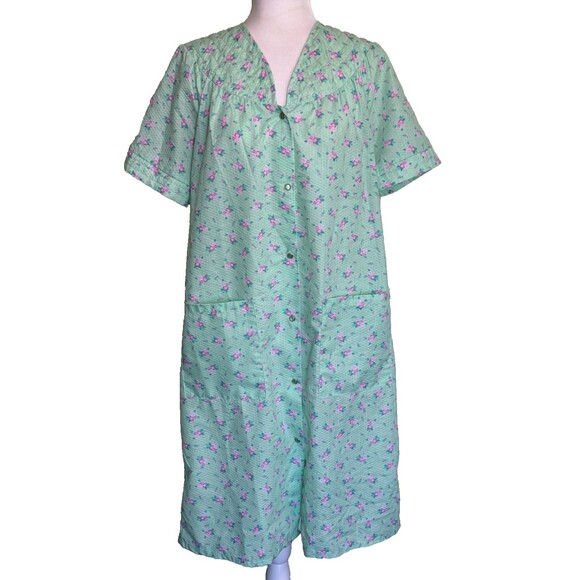 Dream Crest Women's Green Pearl Snap Robe House Coat Grannycore Cottagecore Sz M - Picture 1 of 6